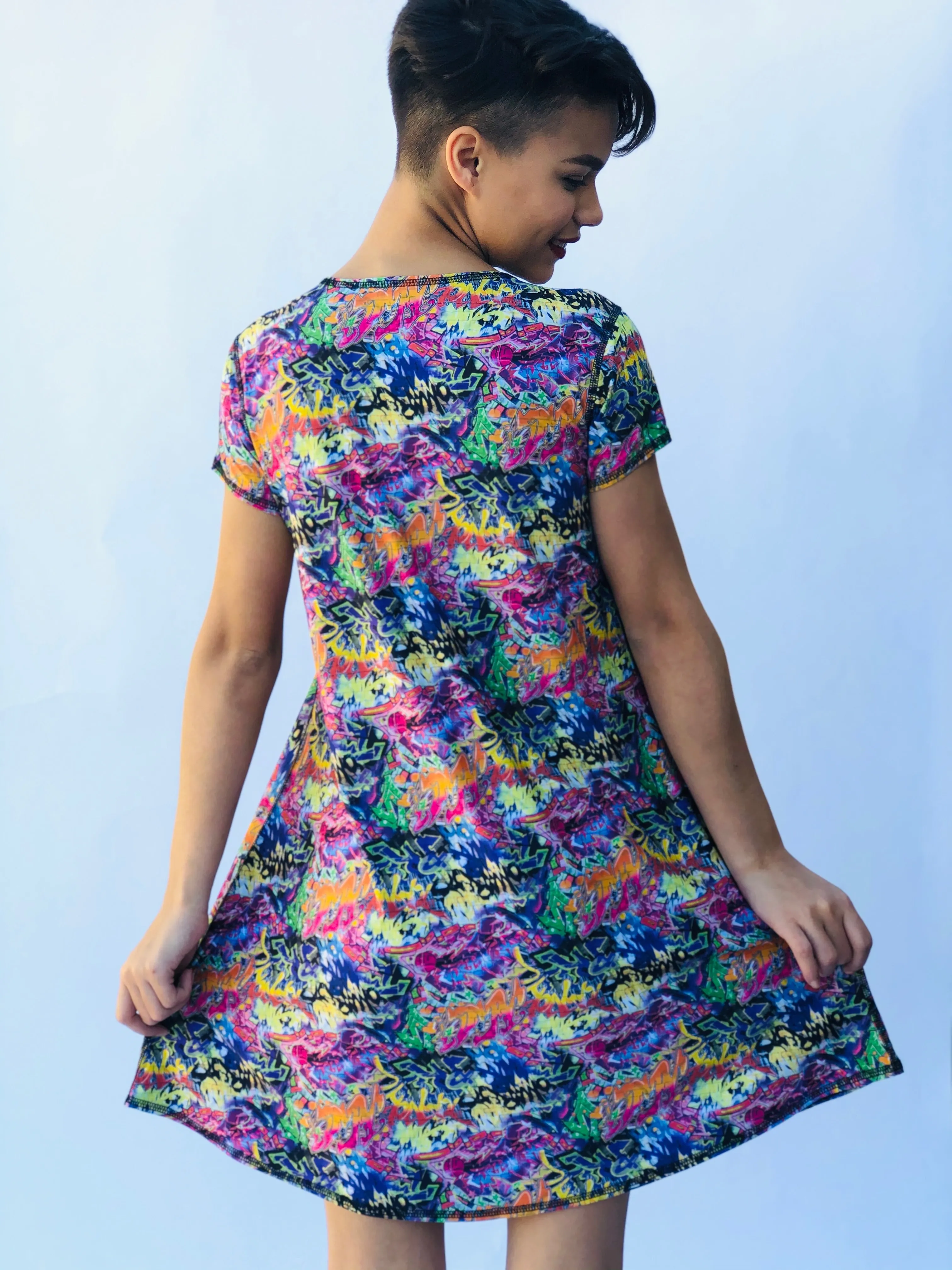 SWING DRESS GRAFFITI/BUNS OF STEEL